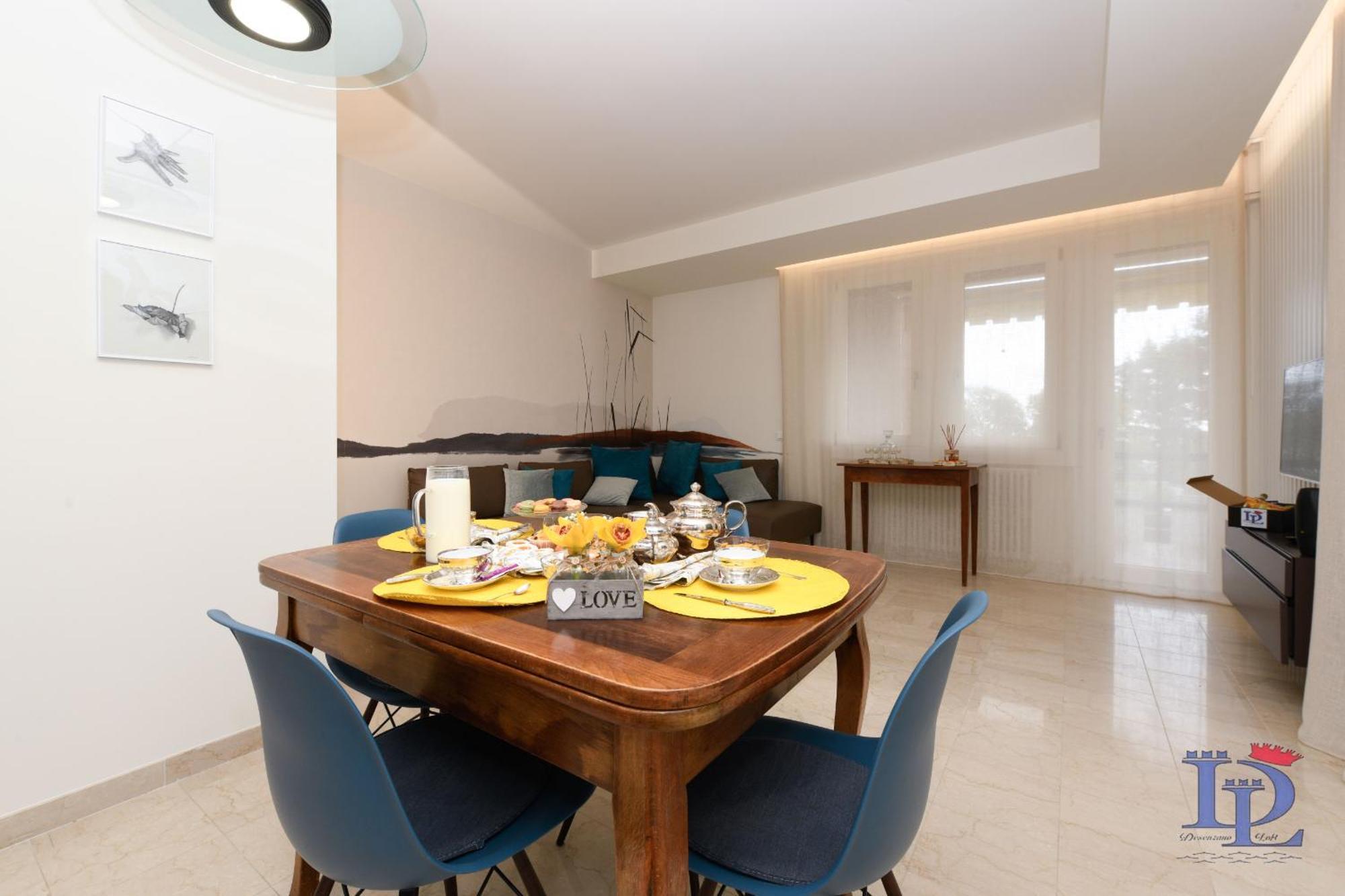 Desenzanoloft Official Partner Marriott Homes & Villas - Imperium Дезенцано-дель-Гарда Экстерьер фото
